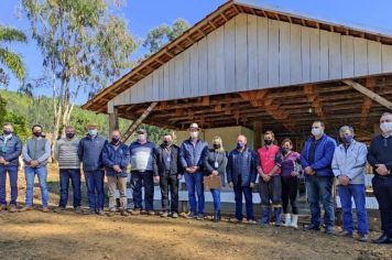 Inaugurada 4 novas salas de ordenha 