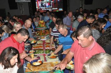 Comunidade do Rio Brasil realiza a Festa do Frango Caipira
