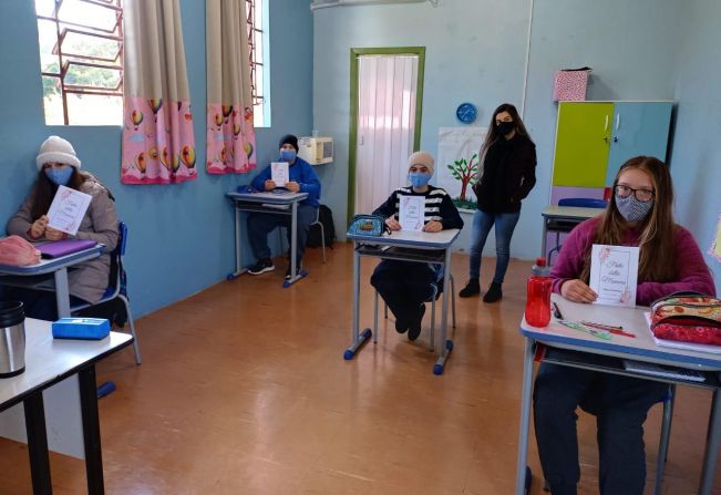 Alunos da rede municipal começam a aprender italiano