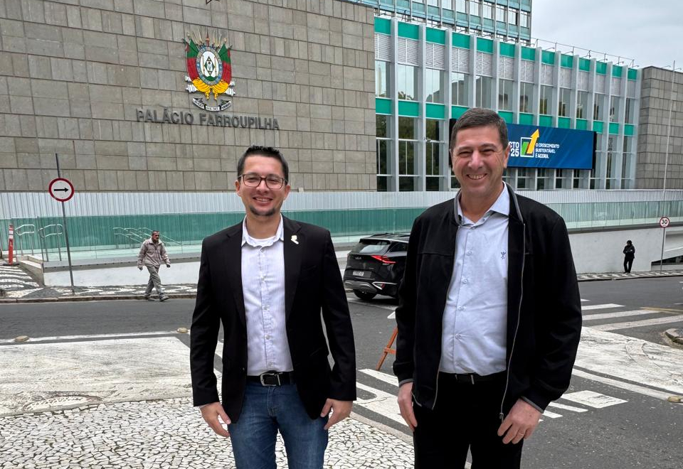 Prefeito e vice de Barra do Rio Azul cumprem agenda em Porto Alegre