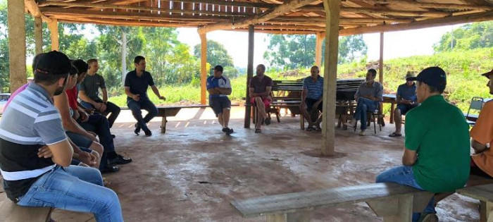 Reunião para tratar da rede de água