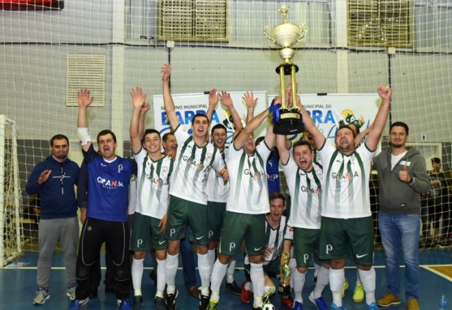 Finais de sete categorias encerram campeonato de Futsal 