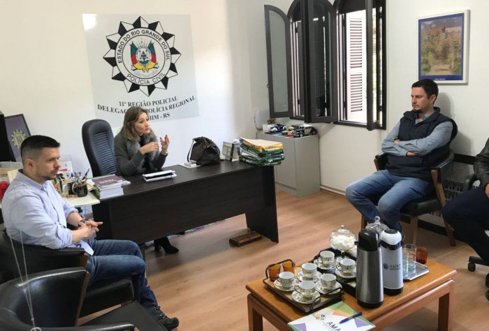 Reunião com a Polícia Civil