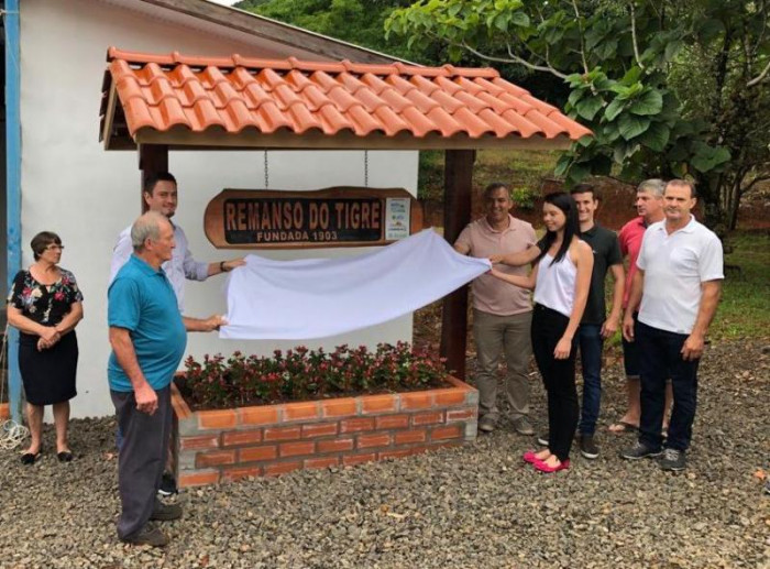 Inaugurado pórtico de identificação na Comunidade do Remanso do Tigre