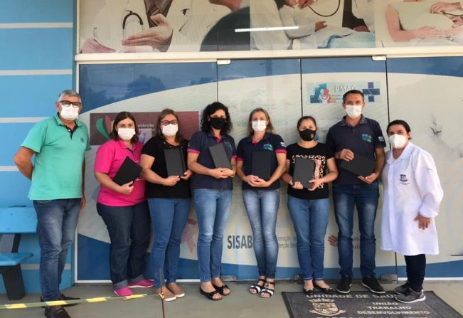 Prefeitura entrega tablets para Agentes de Saúde