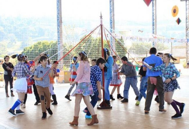 Escola Jubaré promove Festa de São João