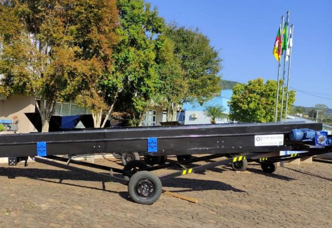 Prefeitura adquire equipamentos agrícolas