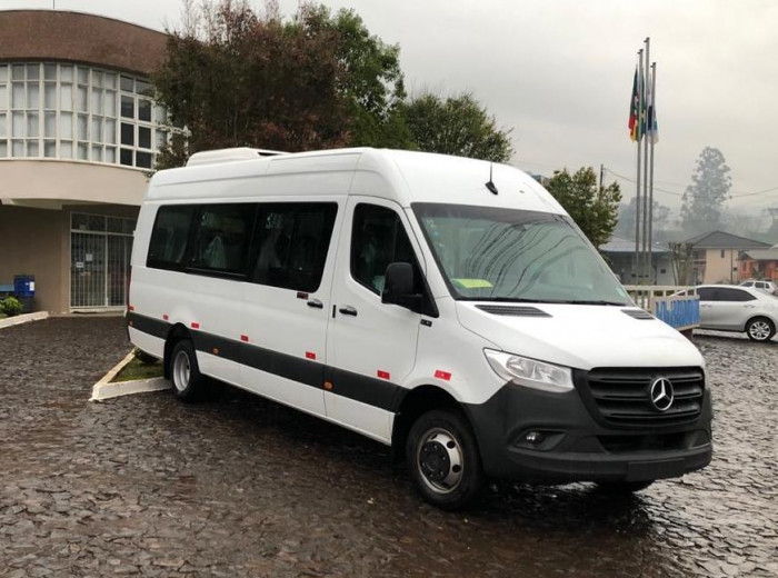 AQUISIÇÃO DE UMA VAN PARA A SAÚDE