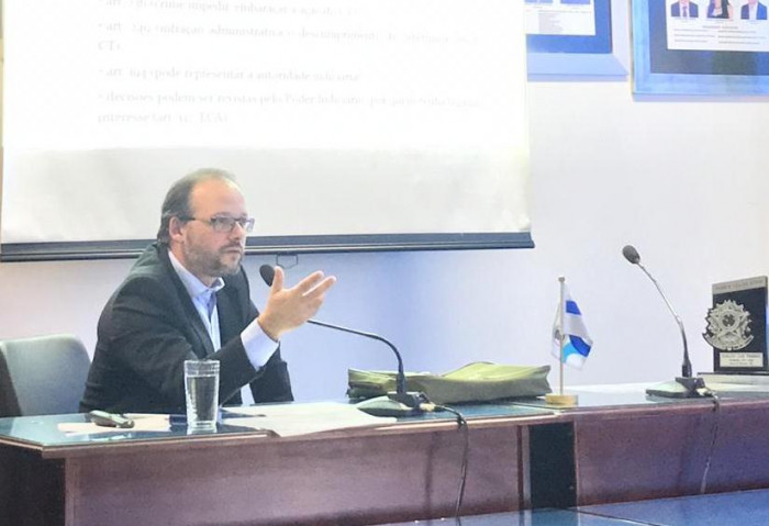 Promotor de Justiça fala dos direitos da criança e do adolescente