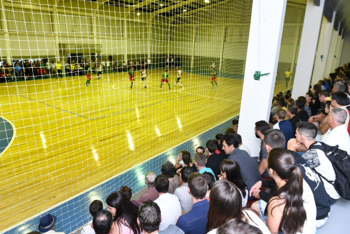 Ampliação e reforma do ginásio municipal