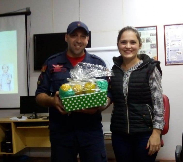 Professores e Funcionários participam de treinamento em primeiros socorros