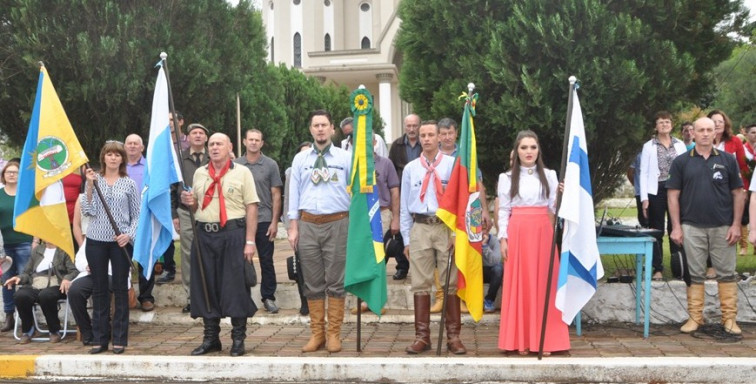 Barra do Rio Azul promove o 38º  Desfile Farroupilha
