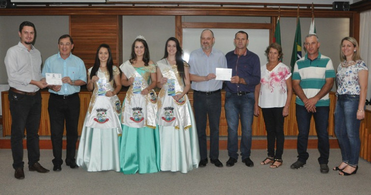 Comitiva de Barra do Rio Azul divulga 6ª EXPOBARRA em Erechim
