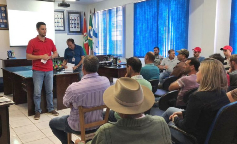 Barra do Rio Azul vai investir este ano 350 mil na atividade leiteira 