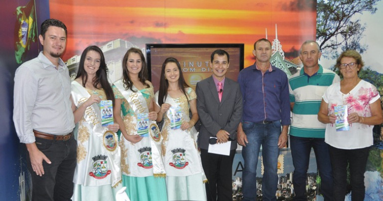 Comitiva de Barra do Rio Azul divulga 6ª EXPOBARRA em Erechim