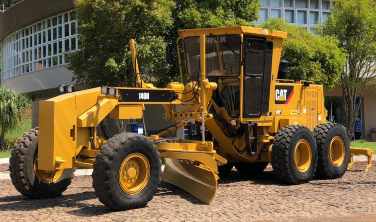 Patrola caterpillar passa por reforma