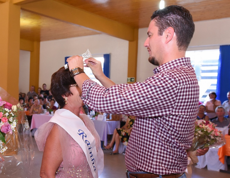 Barra do Rio Azul apresenta a nova corte da Terceira Idade