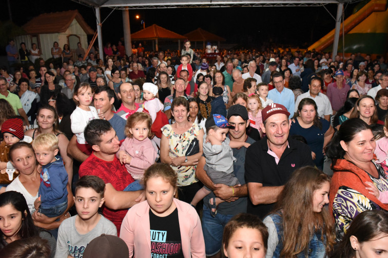 CHEGADA DO PAPAI NOEL ABRE AS FESTIVIDADES DE NATAL 