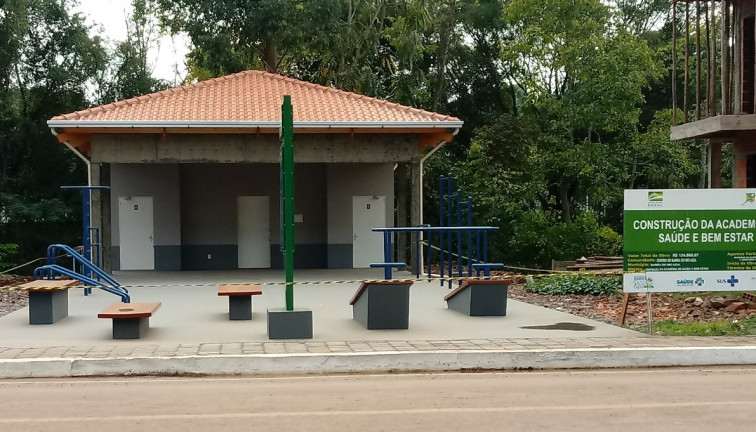ACADEMIA DE SAÚDE NO CENTRO DA CIDADE ESTÁ EM FASE DE CONCLUSÃO