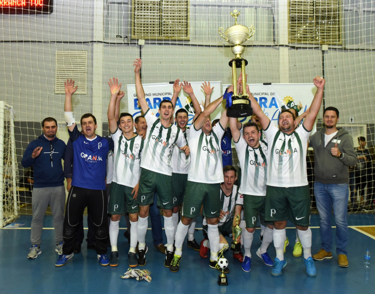 Finais de sete categorias encerram campeonato de Futsal 
