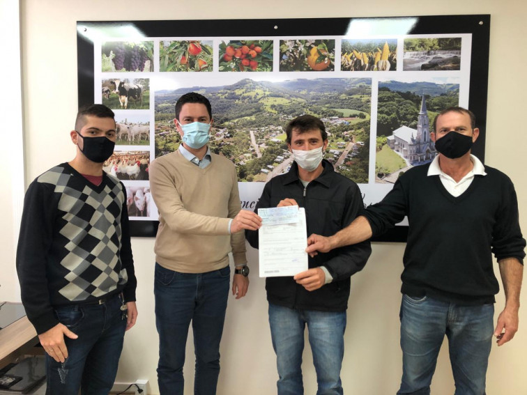 PROGRAMA HORAS MÁQUINAS DÁ APOIO AOS AGRICULTORES