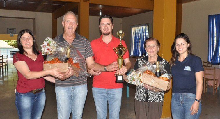 Prefeitura realiza programação especial para Idosos