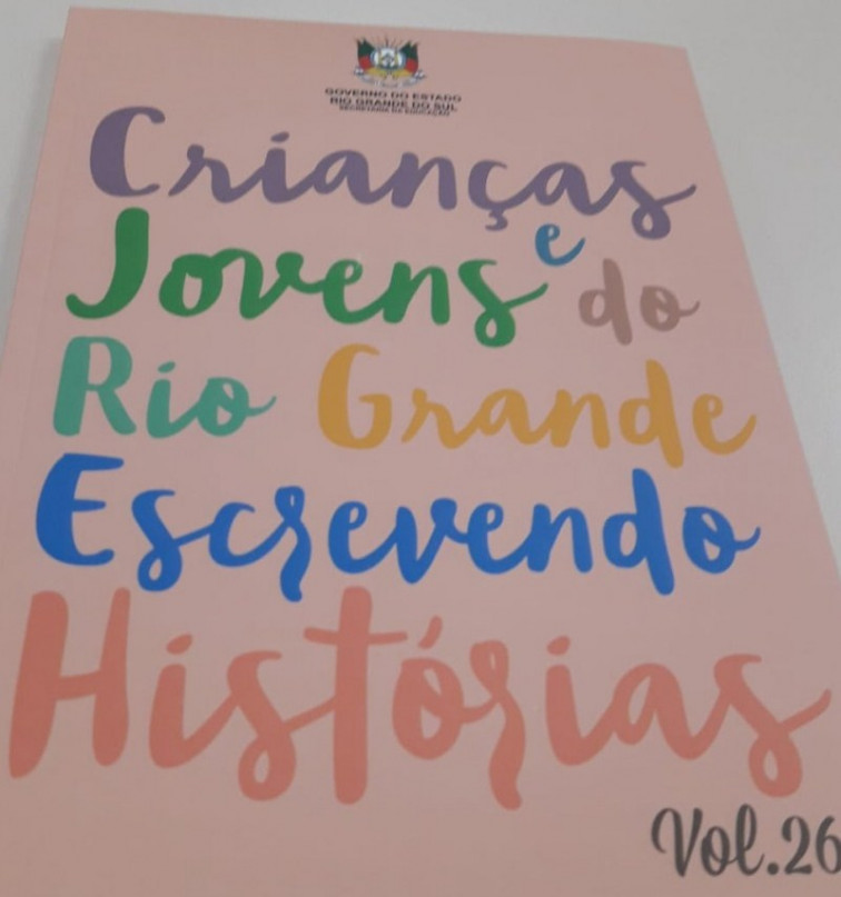 Aluna do Município é premiada em Porto Alegre