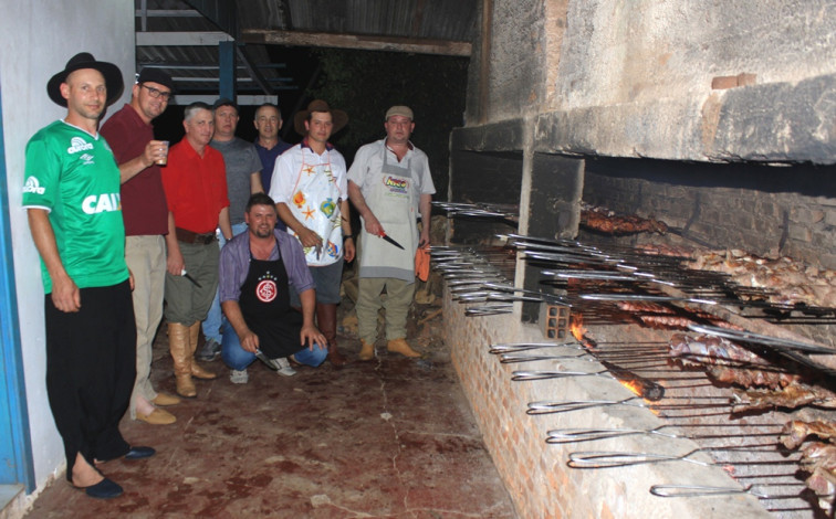 Filó Campeiro encerra Festejos Farroupilha