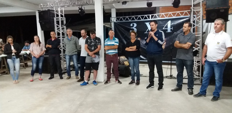 Prefeito anuncia pagamento do 13º